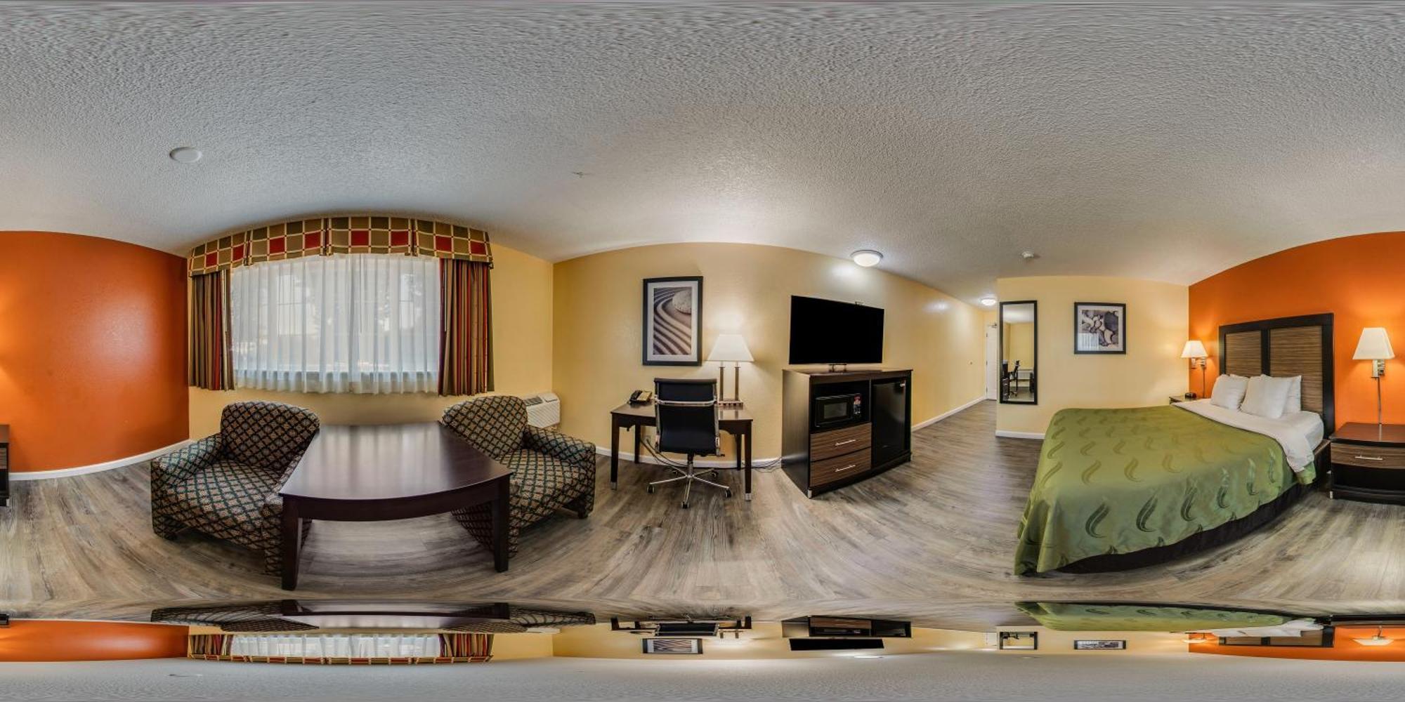 Quality Inn & Suites Medford Airport Экстерьер фото
